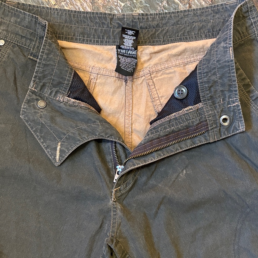 Kuhl Cargo Shorts - Picture 7 of 10